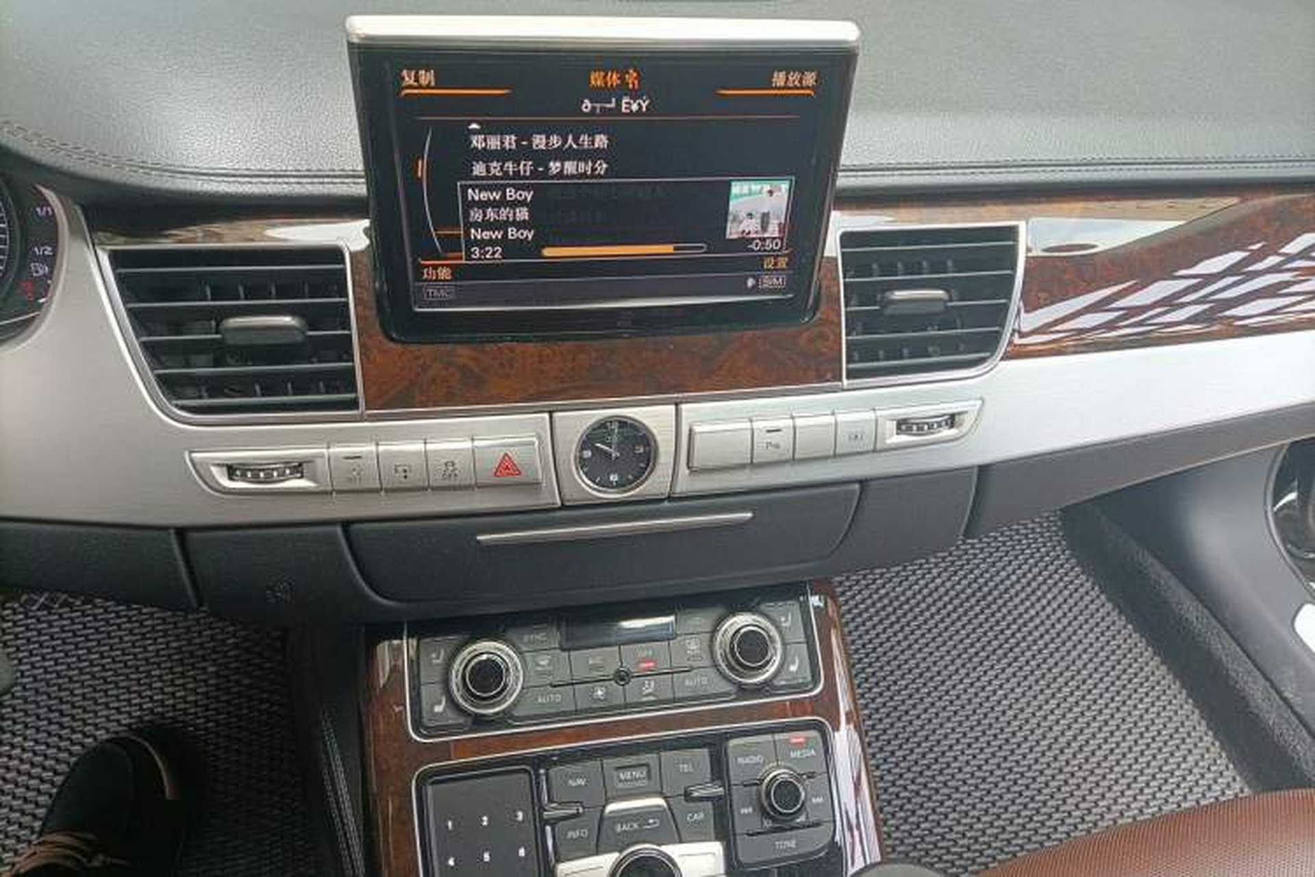 Used Audi A8 2016 A8L 45 TFSI quattro Luxury Edition Audio And AC Panel
