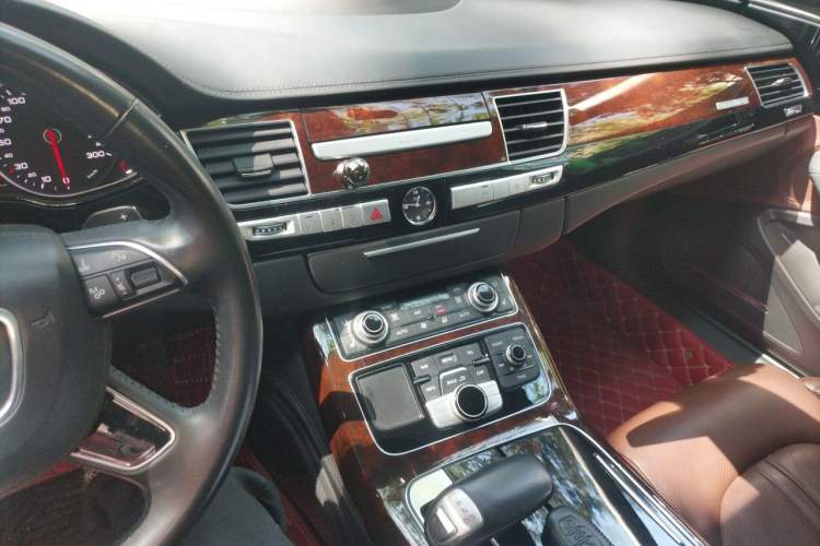 Used Audi A8 2016 A8L 45 TFSI quattro Luxury Edition Audio And AC Panel