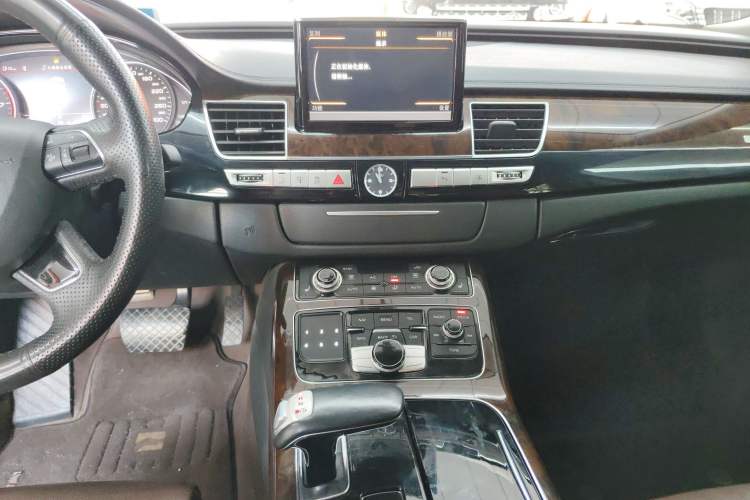 Used Audi A8 2016 A8L 45 TFSI quattro Fashion Edition Audio And AC Panel