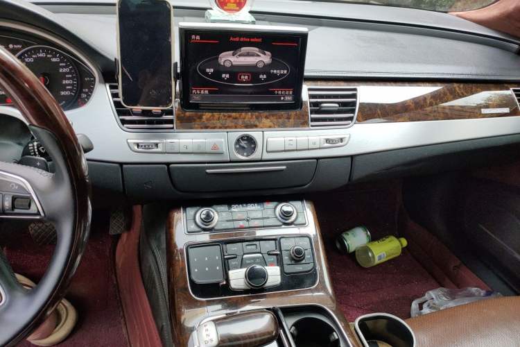 Used Audi A8 2016 A8L 45 TFSI quattro Luxury Edition Audio And AC Panel