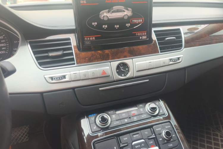 Used Audi A8 2016 A8L 45 TFSI quattro Luxury Edition Audio And AC Panel