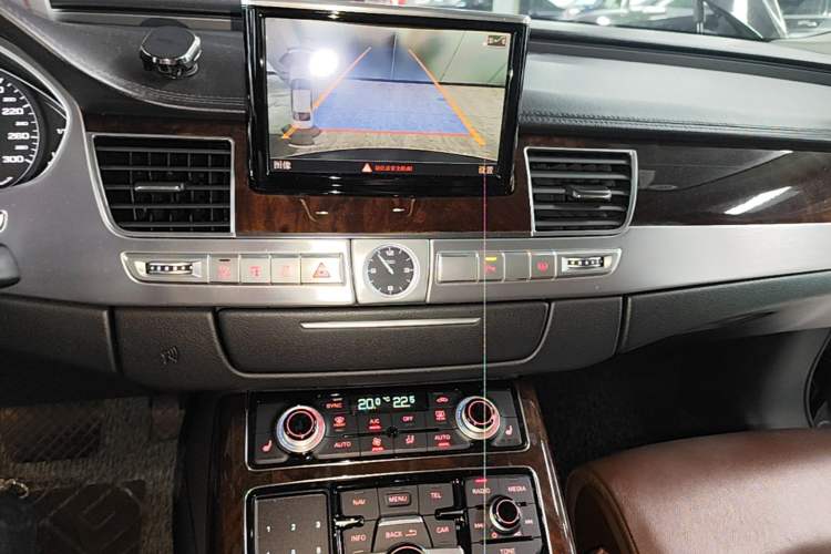 Used Audi A8 2016 A8L 45 TFSI quattro Comfort model Audio And AC Panel