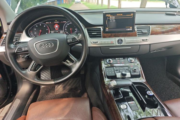 Used Audi A8 2016 A8L 45 TFSI quattro Comfort model Center Console