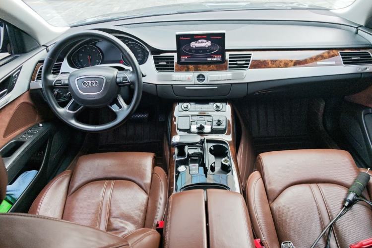 Used Audi A8 2016 A8L 45 TFSI quattro Luxury Edition Center Console