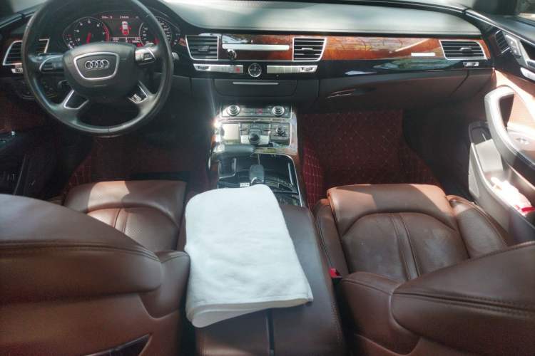 Used Audi A8 2016 A8L 45 TFSI quattro Luxury Edition Center Console