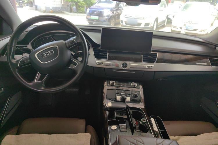 Used Audi A8 2016 A8L 45 TFSI quattro Comfort model Center Console