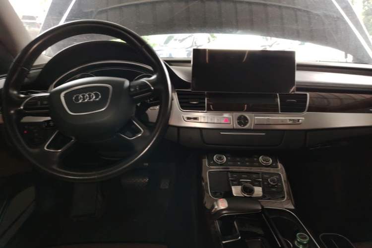 Used Audi A8 2016 A8L 45 TFSI quattro Comfort model Center Console