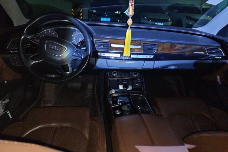 Used Audi A8 2016 A8L 45 TFSI quattro Luxury Edition Center Console