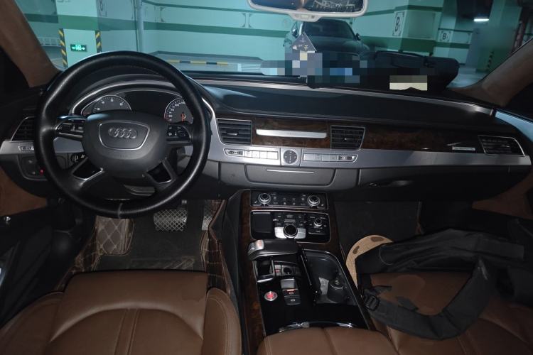 Used Audi A8 2016 A8L 45 TFSI quattro Comfort model Center Console