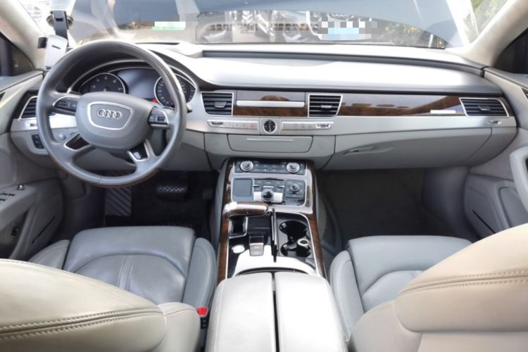 Used Audi A8 2016 A8L 6.3 FSI W12 quattro flagship model Center Console