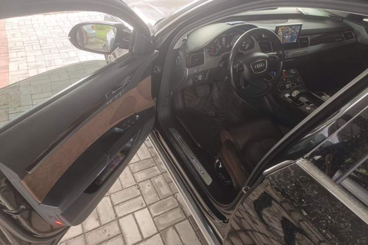 Used Audi A8 2016 A8L 45 TFSI quattro Luxury Edition Driver Seat