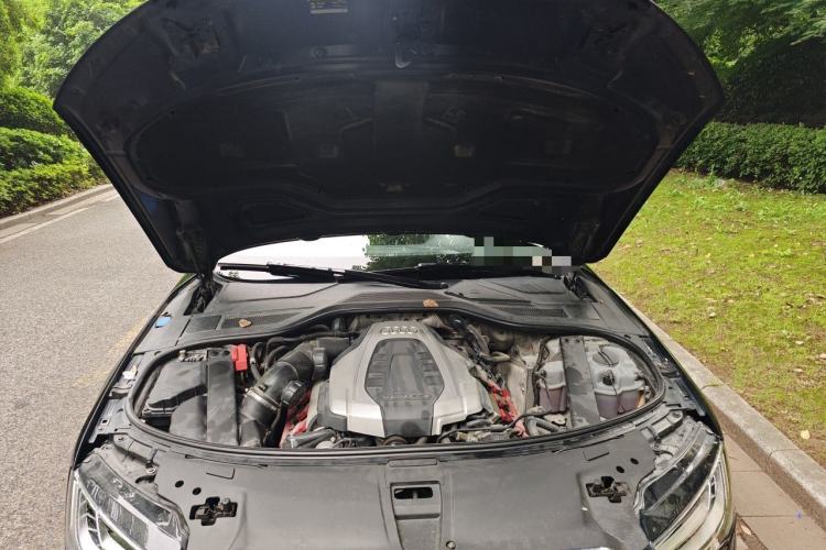 Used Audi A8 2016 A8L 45 TFSI quattro Luxury Edition Engine Bay