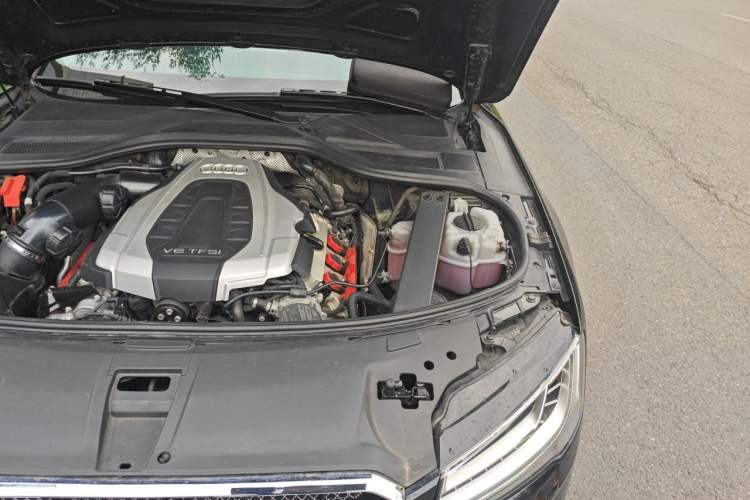 Used Audi A8 2016 A8L 45 TFSI quattro Luxury Edition Engine Bay Left