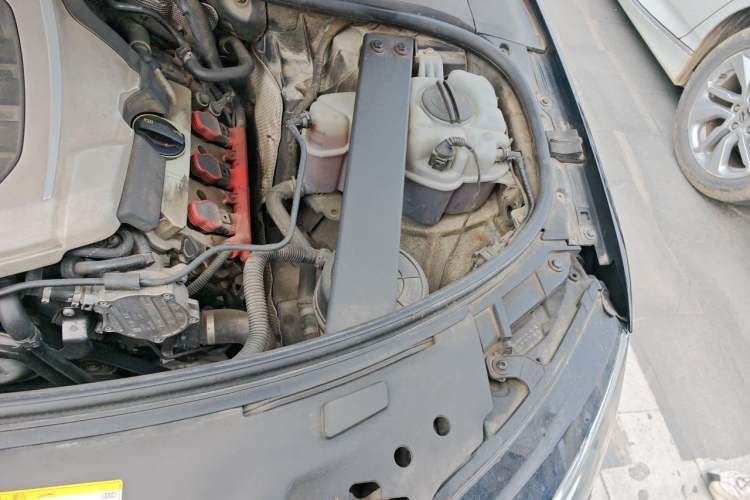 Used Audi A8 2016 A8L 45 TFSI quattro Luxury Edition Engine Bay Left