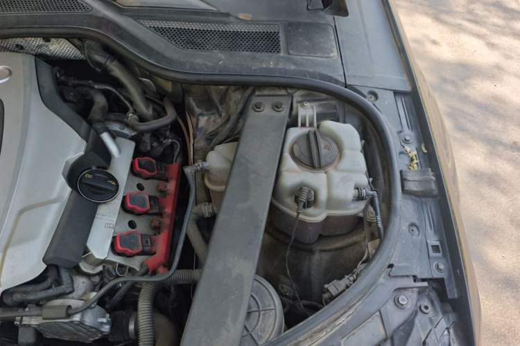 Used Audi A8 2016 A8L 45 TFSI quattro Fashion Edition Engine Bay Left