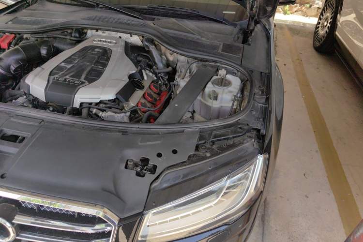 Used Audi A8 2016 A8L 45 TFSI quattro Comfort model Engine Bay Left