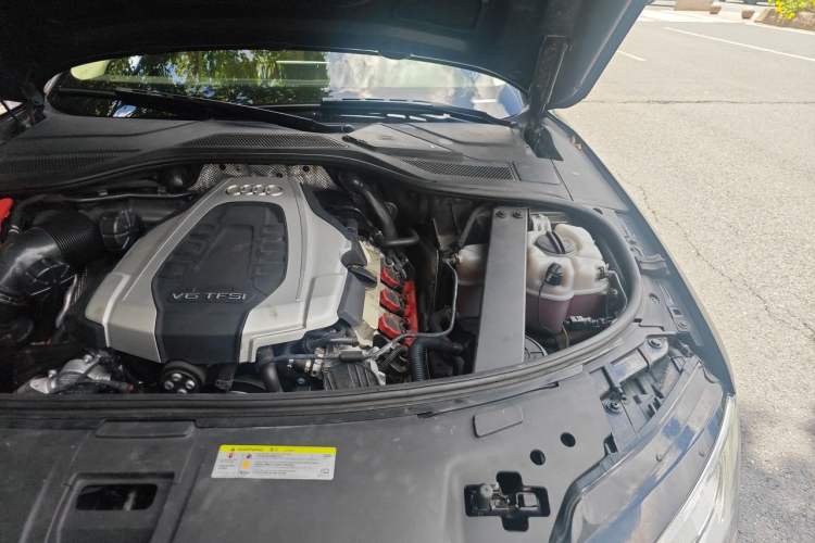Used Audi A8 2016 A8L 45 TFSI quattro Fashion Edition Engine Bay Left