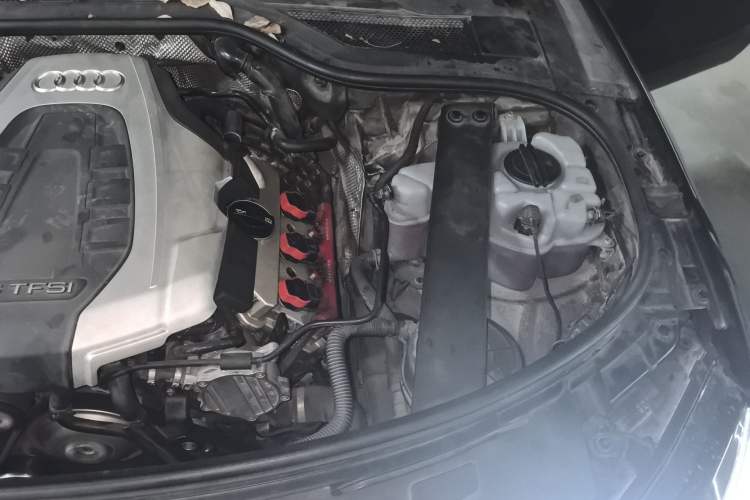 Used Audi A8 2016 A8L 45 TFSI quattro Luxury Edition Engine Bay Left