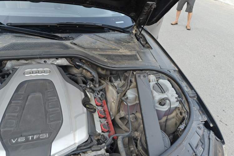 Used Audi A8 2016 A8L 45 TFSI quattro Luxury Edition Engine Bay Left