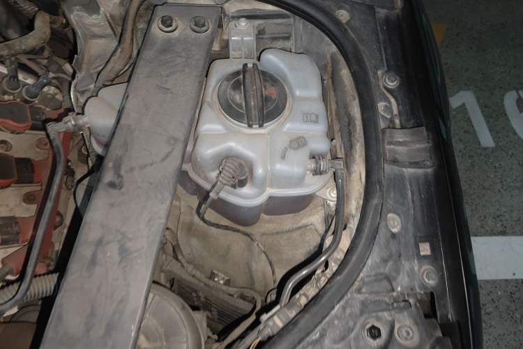 Used Audi A8 2016 A8L 45 TFSI quattro Comfort model Engine Bay Left