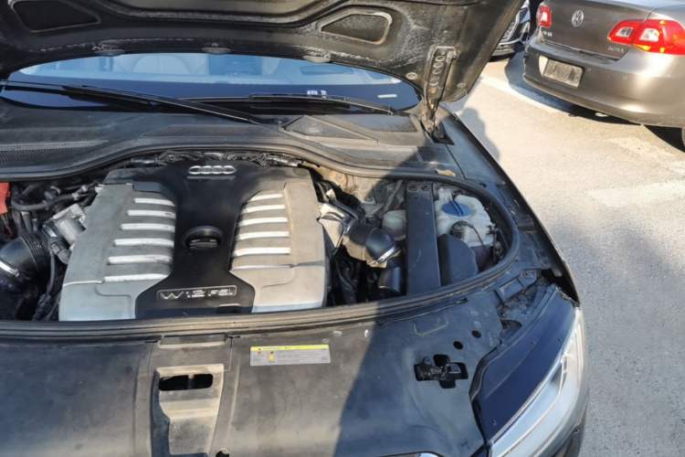 Used Audi A8 2016 A8L 6.3 FSI W12 quattro flagship model Engine Bay Left
