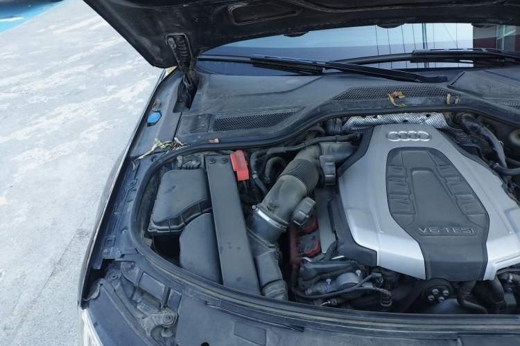 Used Audi A8 2016 A8L 45 TFSI quattro Comfort model Engine Bay Right