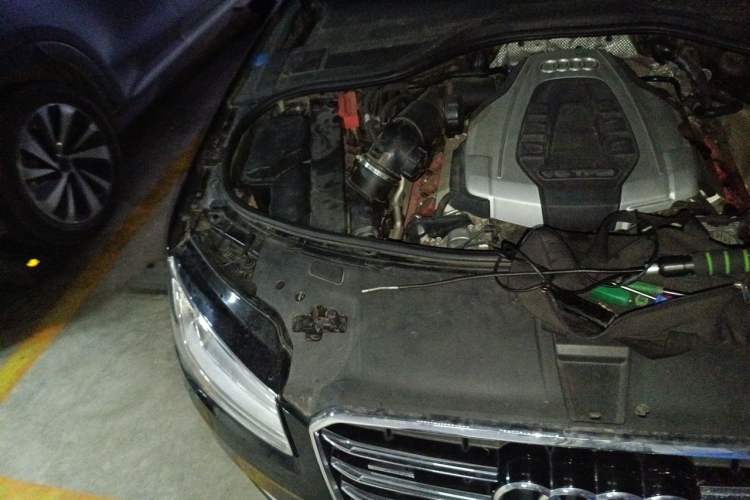 Used Audi A8 2016 A8L 45 TFSI quattro Luxury Edition Engine Bay Right