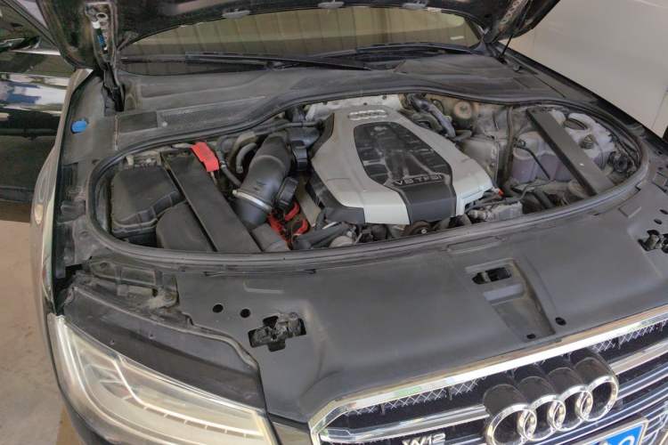 Used Audi A8 2016 A8L 45 TFSI quattro Comfort model Engine Bay Right