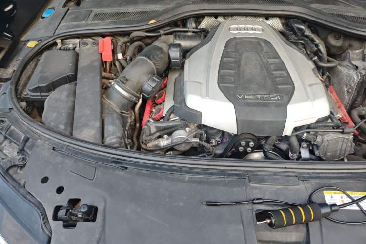 Used Audi A8 2016 A8L 45 TFSI quattro Comfort model Engine Bay Right