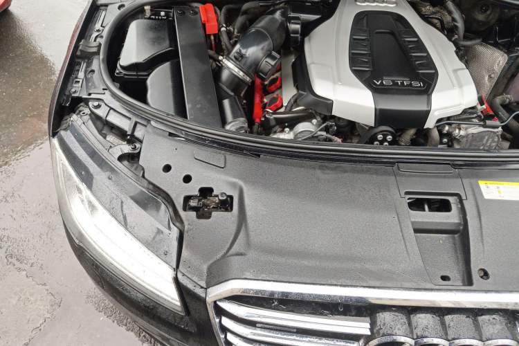 Used Audi A8 2016 A8L 45 TFSI quattro Luxury Edition Engine Bay Right