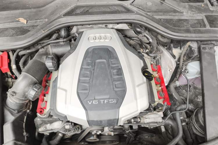 Used Audi A8 2016 A8L 45 TFSI quattro Luxury Edition Engine Bay