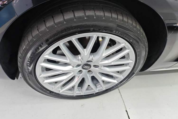 Used Audi A8 2016 A8L 45 TFSI quattro Comfort model Exterior 4