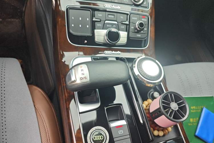 Used Audi A8 2016 A8L 45 TFSI quattro Luxury Edition Gear Lever