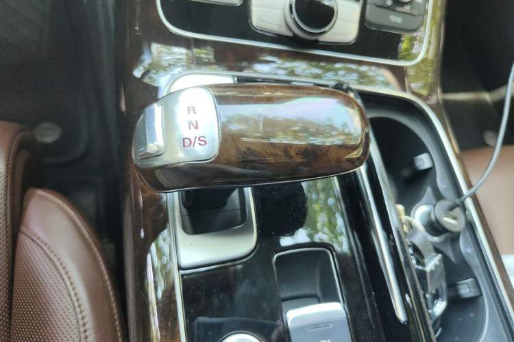Used Audi A8 2016 A8L 45 TFSI quattro Luxury Edition Gear Lever