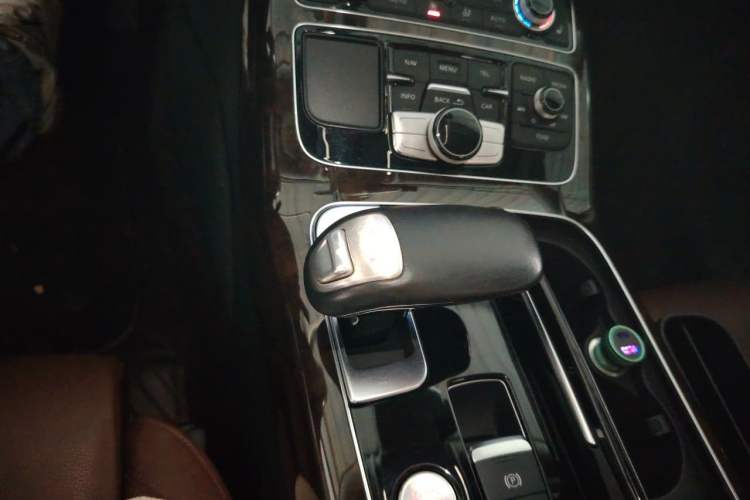 Used Audi A8 2016 A8L 45 TFSI quattro Comfort model Gear Lever