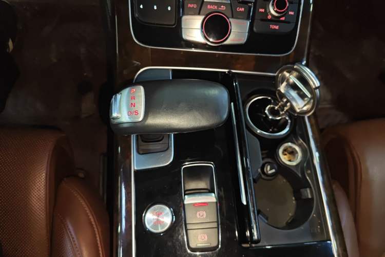 Used Audi A8 2016 A8L 45 TFSI quattro Luxury Edition Gear Lever