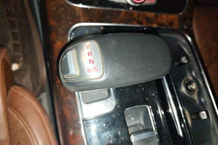 Used Audi A8 2016 A8L 45 TFSI quattro Luxury Edition Gear Lever