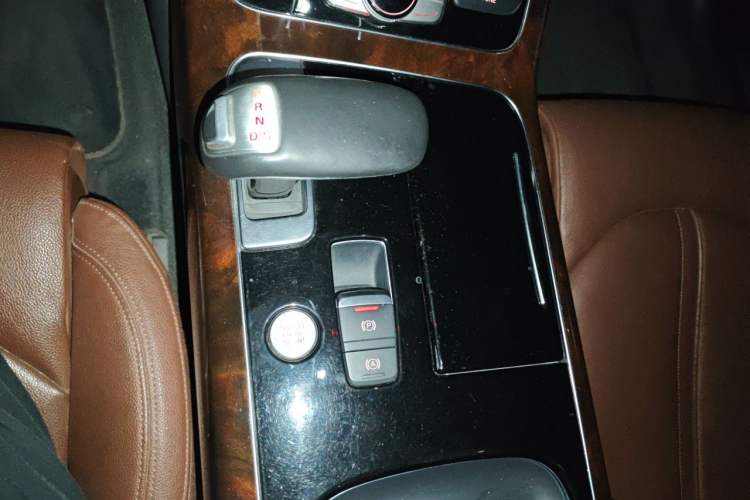 Used Audi A8 2016 A8L 45 TFSI quattro Comfort model Gear Lever