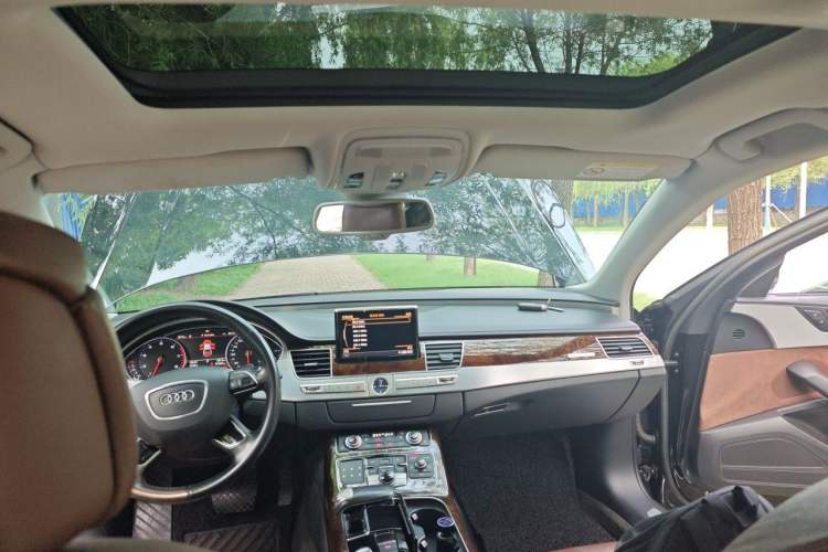 Used Audi A8 2016 A8L 45 TFSI quattro Comfort model Headliner