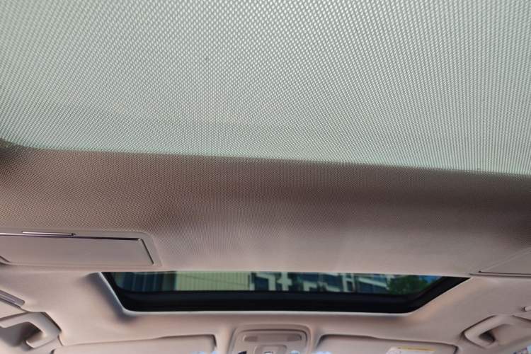 Used Audi A8 2016 A8L 45 TFSI quattro Comfort model Headliner