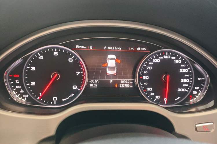 Used Audi A8 2016 A8L 45 TFSI quattro Comfort model Instrument Cluster