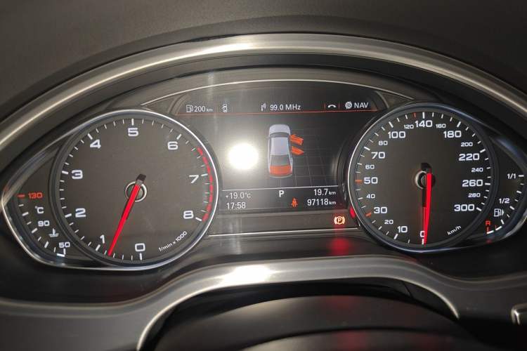 Used Audi A8 2016 A8L 45 TFSI quattro Comfort model Instrument Cluster