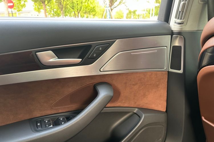 Used Audi A8 2016 A8L 45 TFSI quattro Comfort model Interior 15