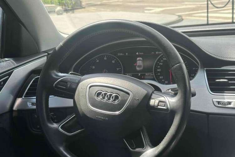 Used Audi A8 2016 A8L 45 TFSI quattro Comfort model Interior 2