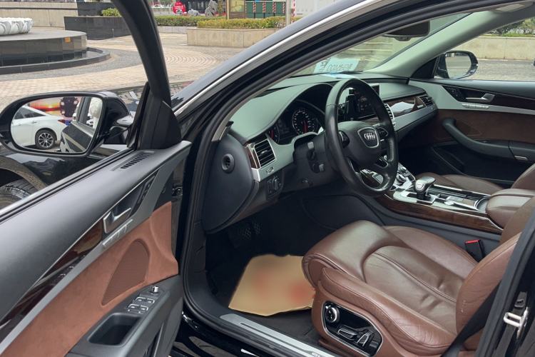 Used Audi A8 2016 A8L 45 TFSI quattro Comfort model Interior 2