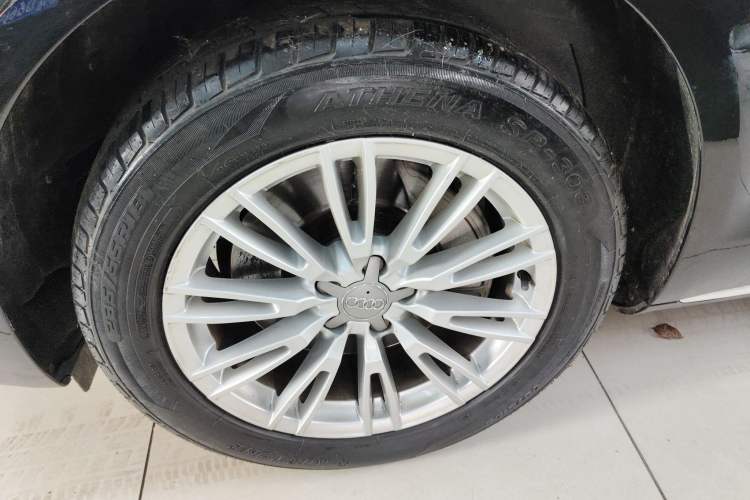 Used Audi A8 2016 A8L 45 TFSI quattro Fashion Edition Left Front Wheel Hub
