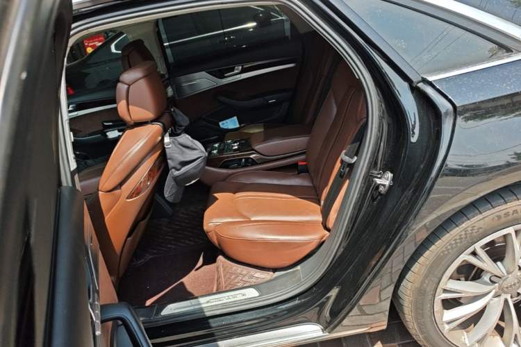 Used Audi A8 2016 A8L 45 TFSI quattro Luxury Edition Left Rear Seat