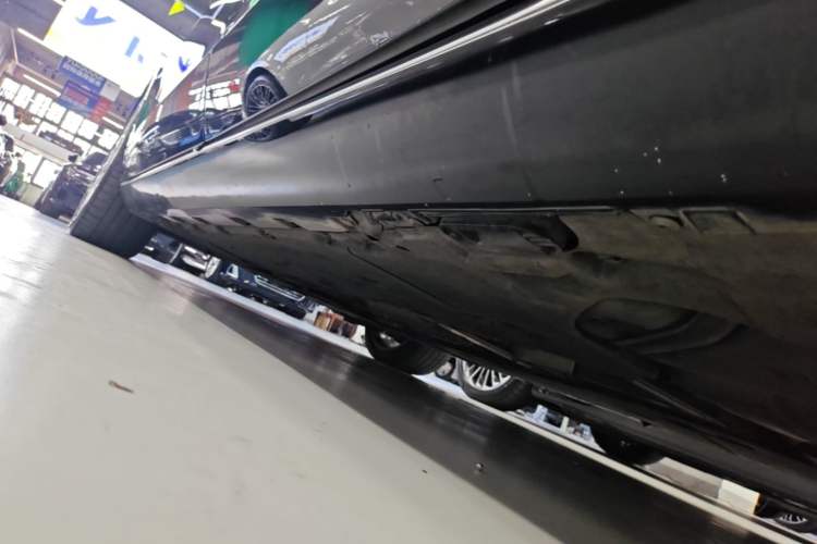 Used Audi A8 2016 A8L 45 TFSI quattro Comfort model Left Side Sill