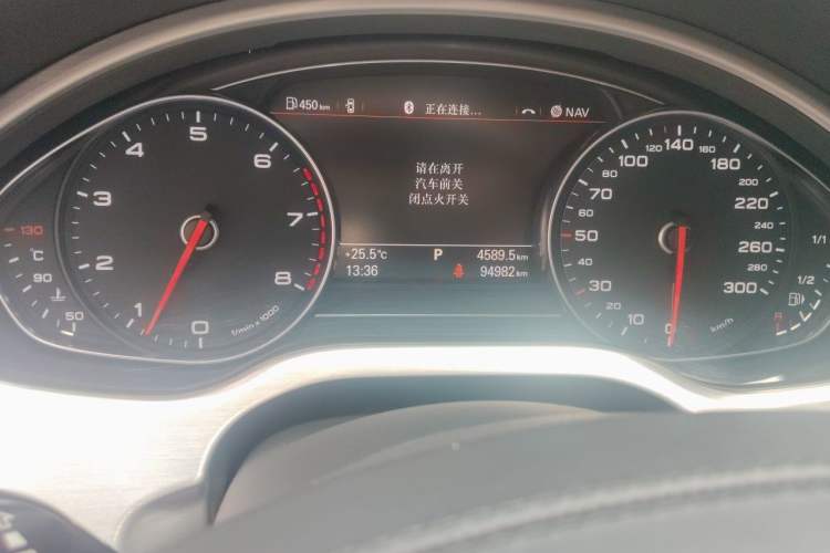 Used Audi A8 2016 A8L 50 TFSI quattro Prestige Edition Odometer Close Up