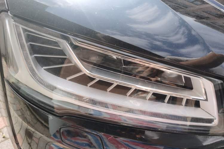 Used Audi A8 2016 A8L 45 TFSI quattro Luxury Edition Right Front Headlight